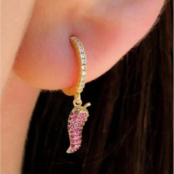 ❤️ FREE Pepper Chili Tamale Rhinestone Hoop Chic Charm Fruit Snack Earring 1 Pc - Picture 4 of 4